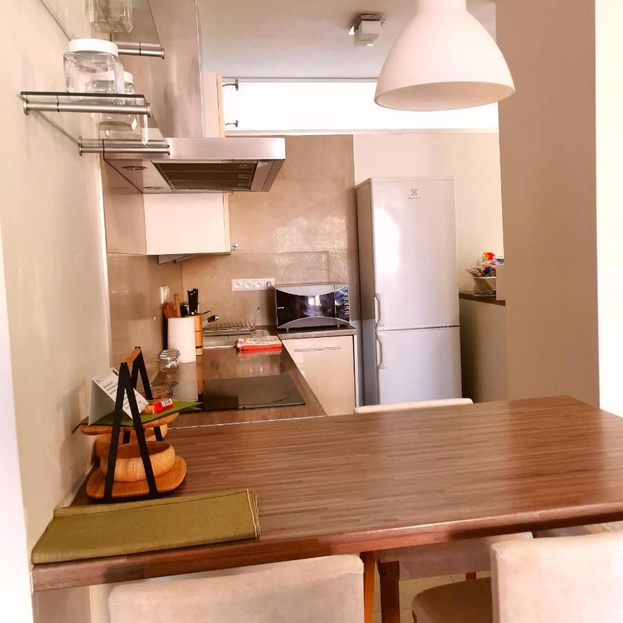 Cozyhome Retro Apartment Братислава Екстериор снимка